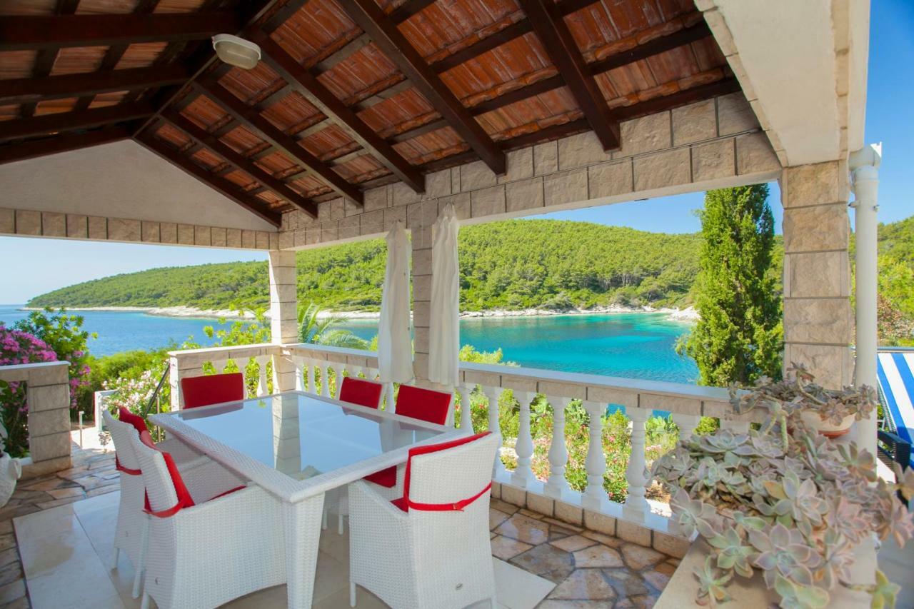 Waterfront Villa With Pool Вела Лука Екстериор снимка